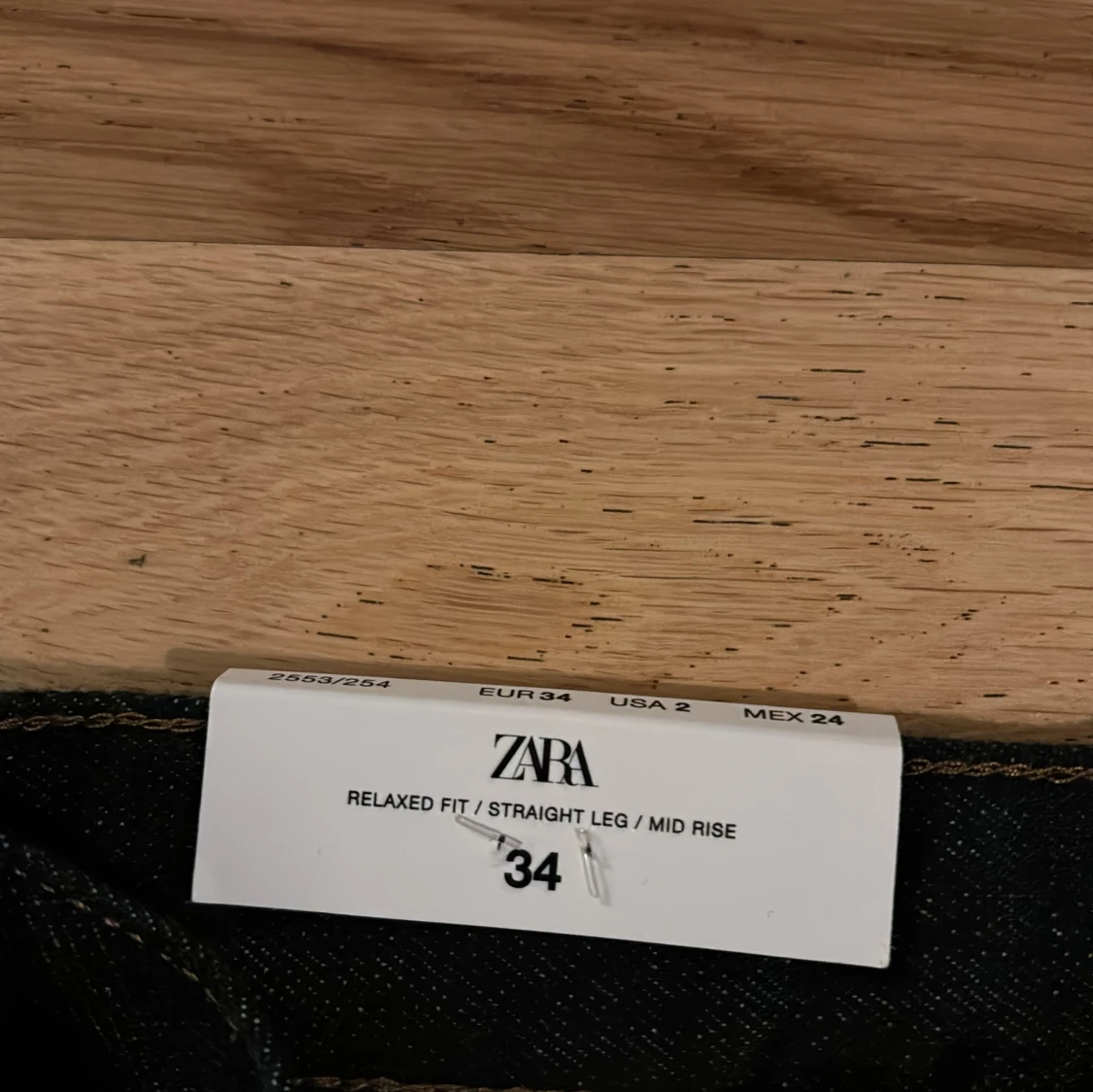 Mörkblå jeans från Zara - 93