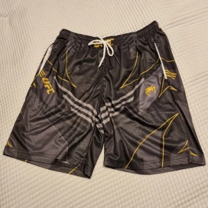 Venum shorts - Mycket bra skick 