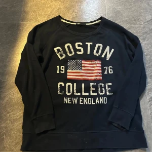 sweatshirt med tryck - tunt och mjukt material