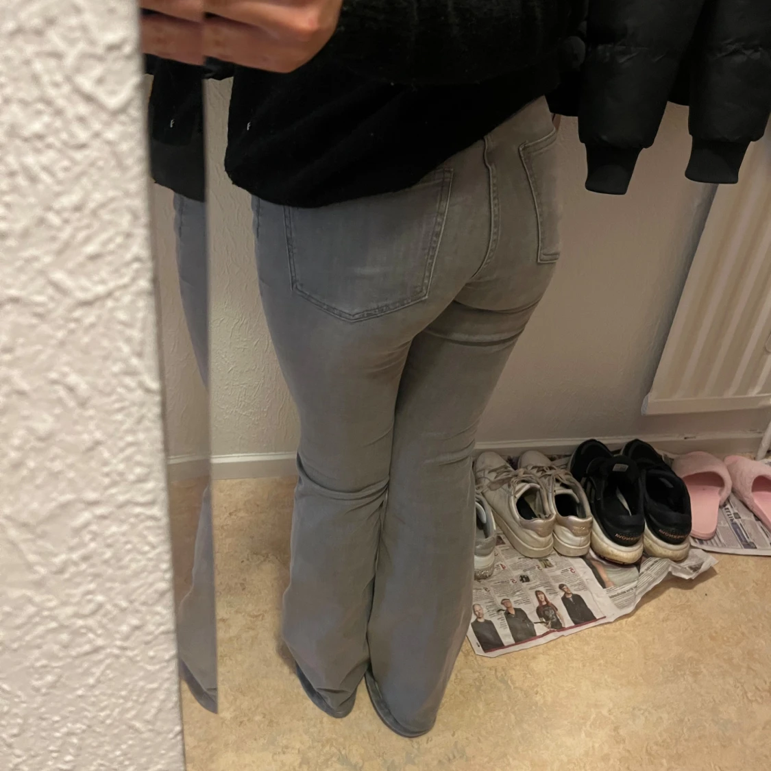 Grå bootcut jeans - 90