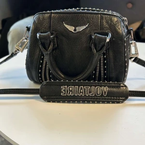 Zadig väska  - Säljer min väska från Zadig vid snabb affär kan vi diskutera priset 💕