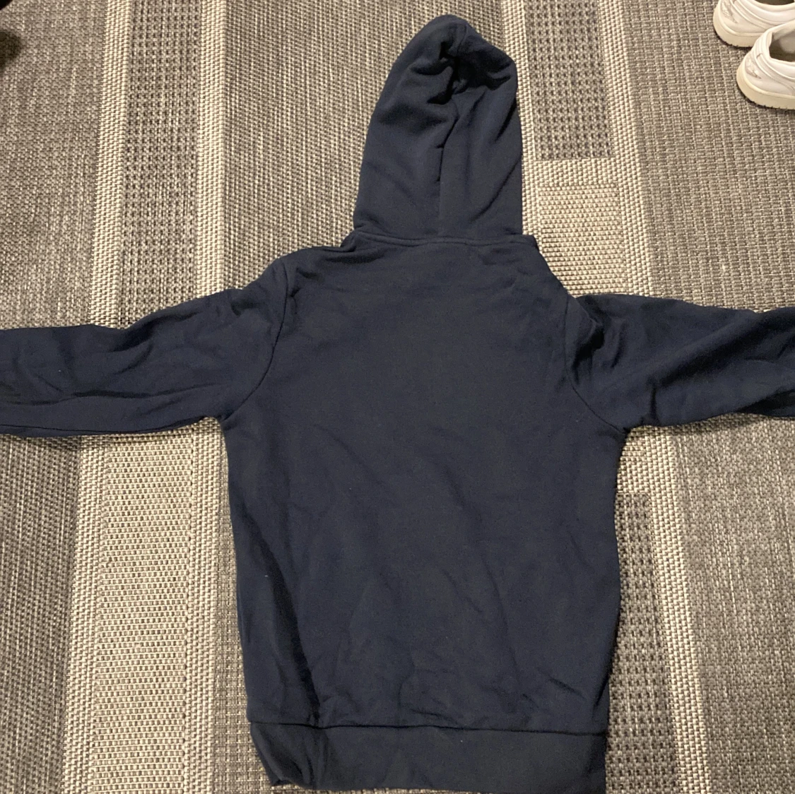 Peak performance hoodie - 90