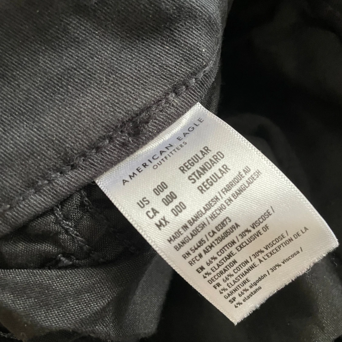 Mörkgråa byxor - 92