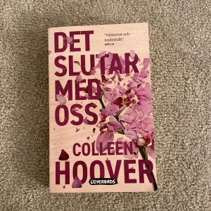 It ends with us bok💋 - Det slutar med oss från Collen Hoover💗