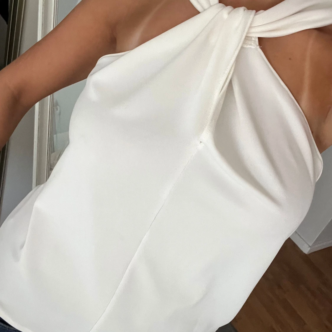 Vit axelbandslös topp - 92