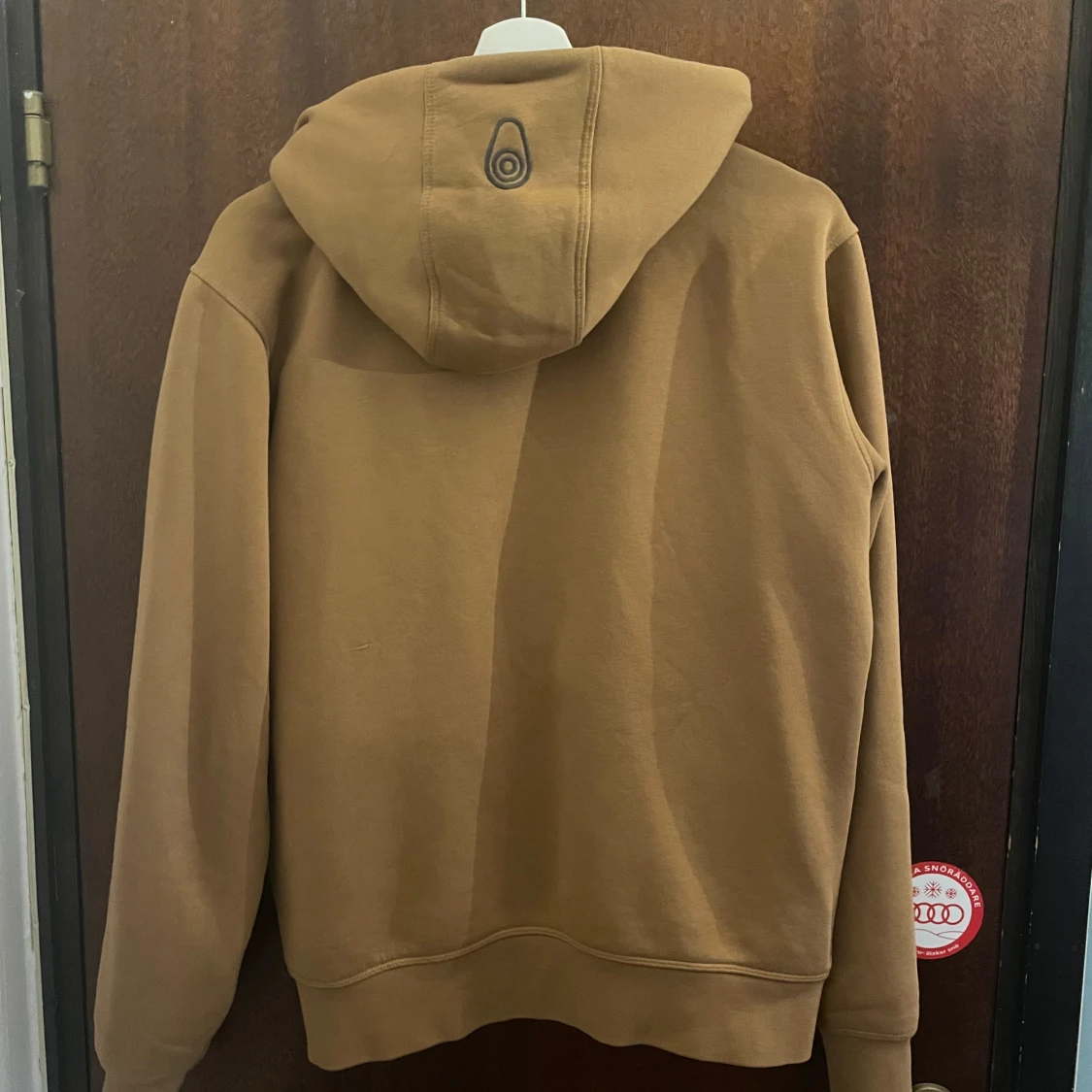 Brun hoodie från Sail Racing - 90