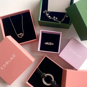 Edblad armband - Bytt till guld så säljer allt silver💕