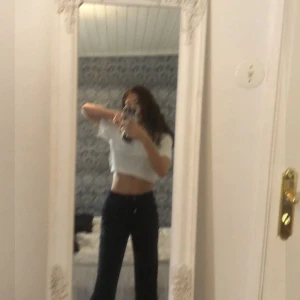 Juicy couture  - Säljer nu mina mörkblåa juicy då den ej kommer till användning längre. 💕💕