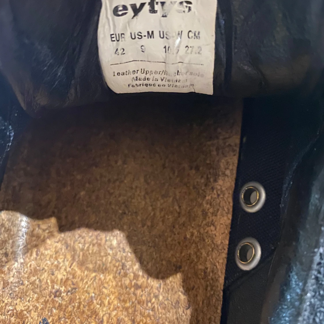 Eytys doja skor  - 92