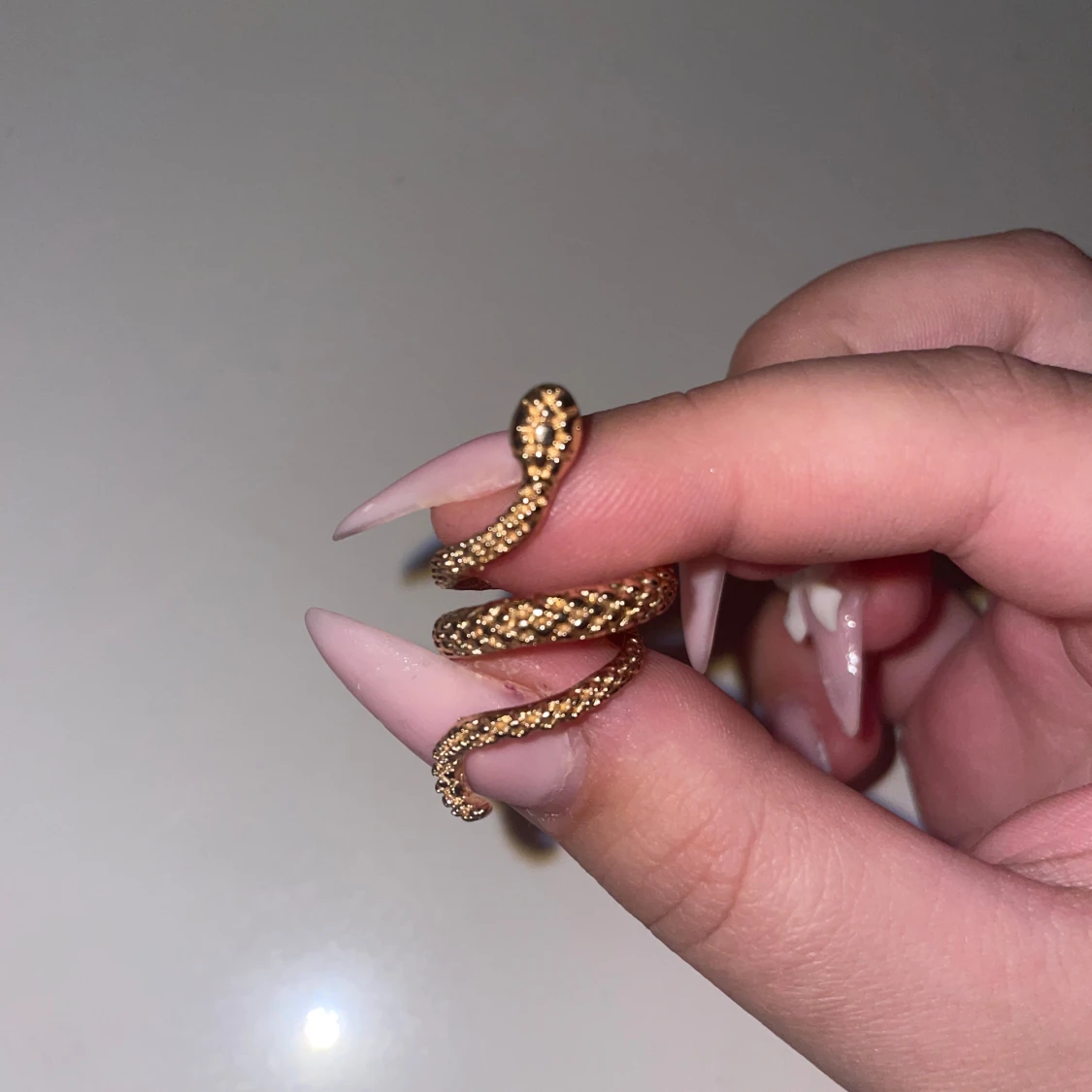 Guldfärgad ormring - 91