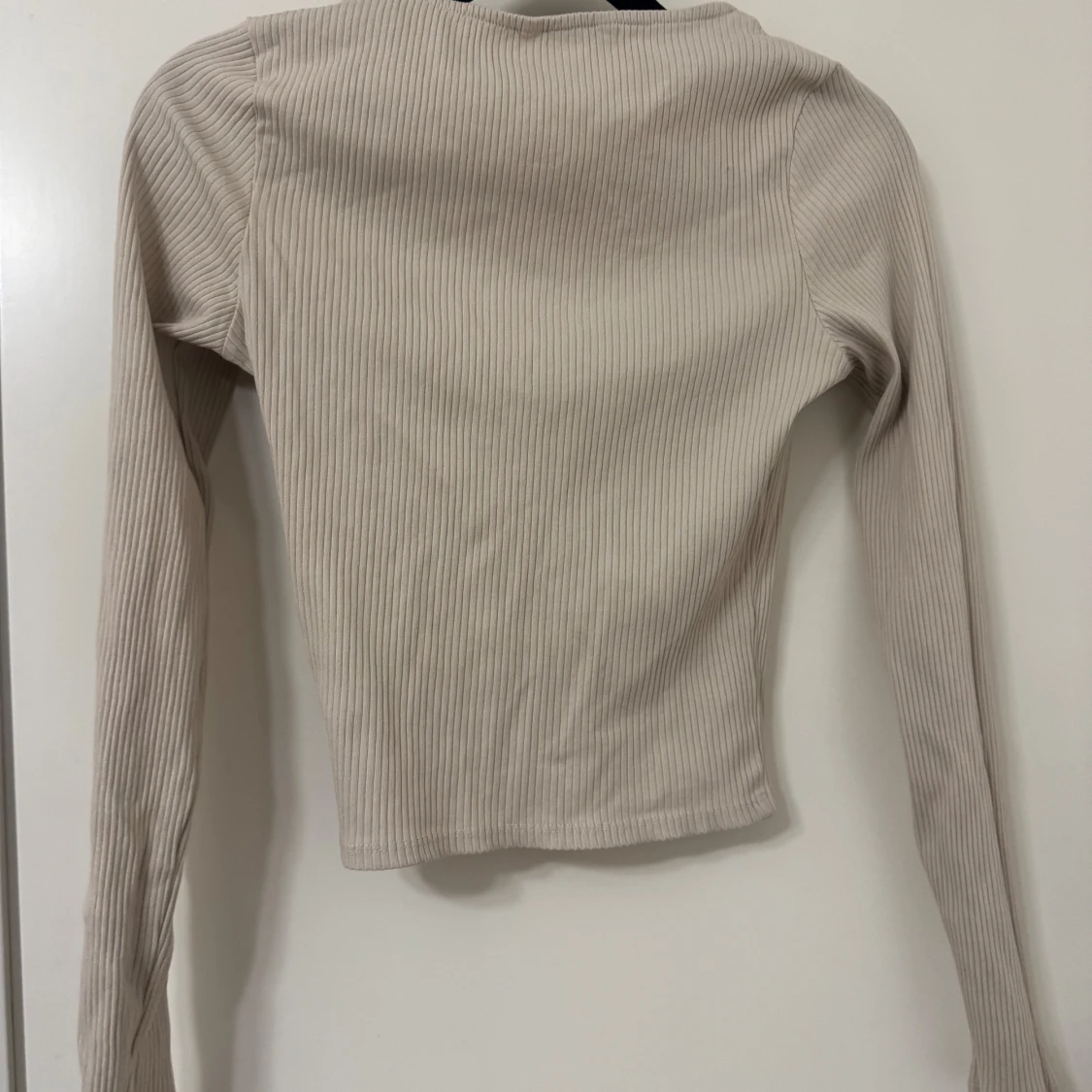 Beige ribbad topp - 91