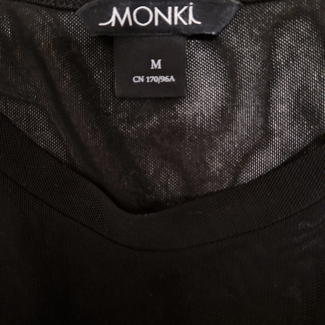 Svart transparent tröja från Monki - 91