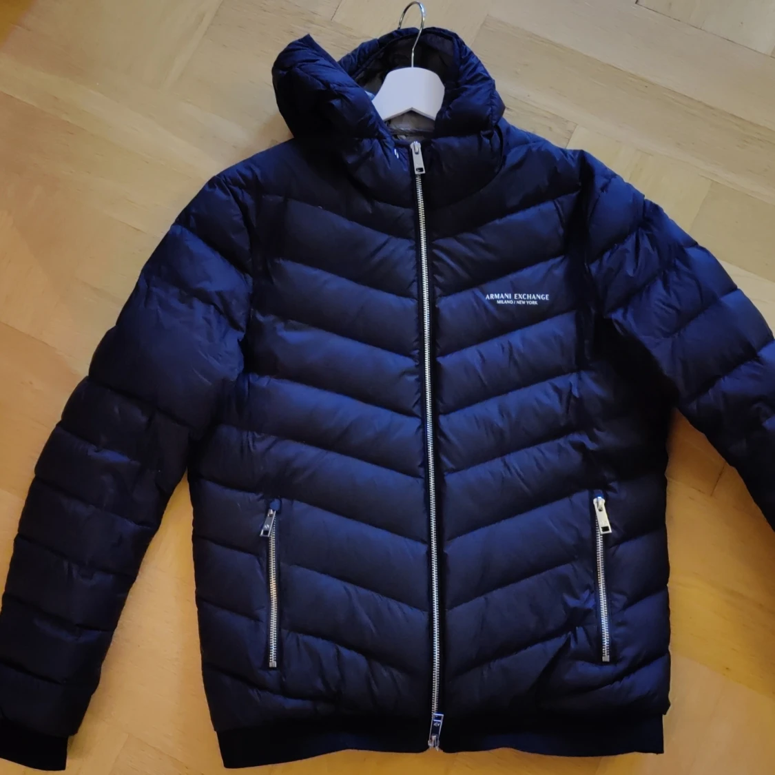 Svart pufferjacka från Armani Exchange