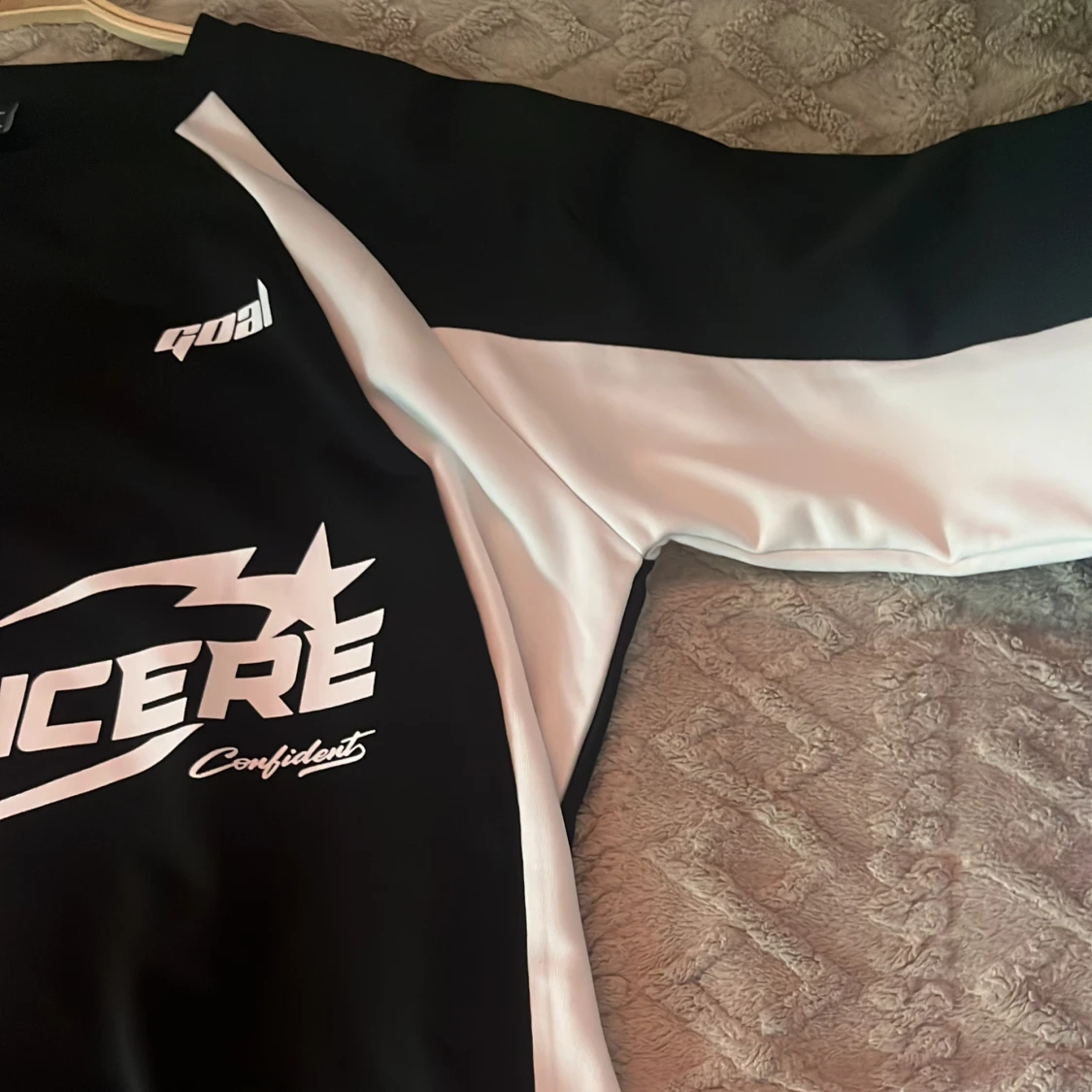 Svart och vit tröja från Sincere - 2