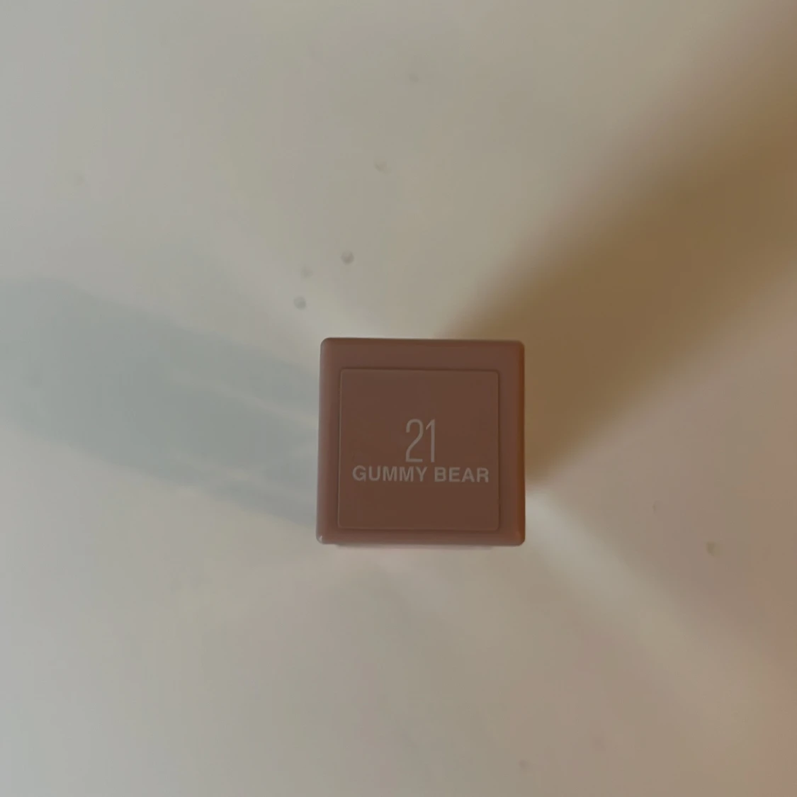 Maybelline Lifter Gloss i nyansen Gummy Bear - 1