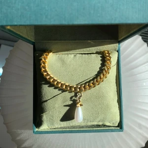 Maria Nilsdotter halsband - Super fint halsband, nypris 7795 ❤️❤️