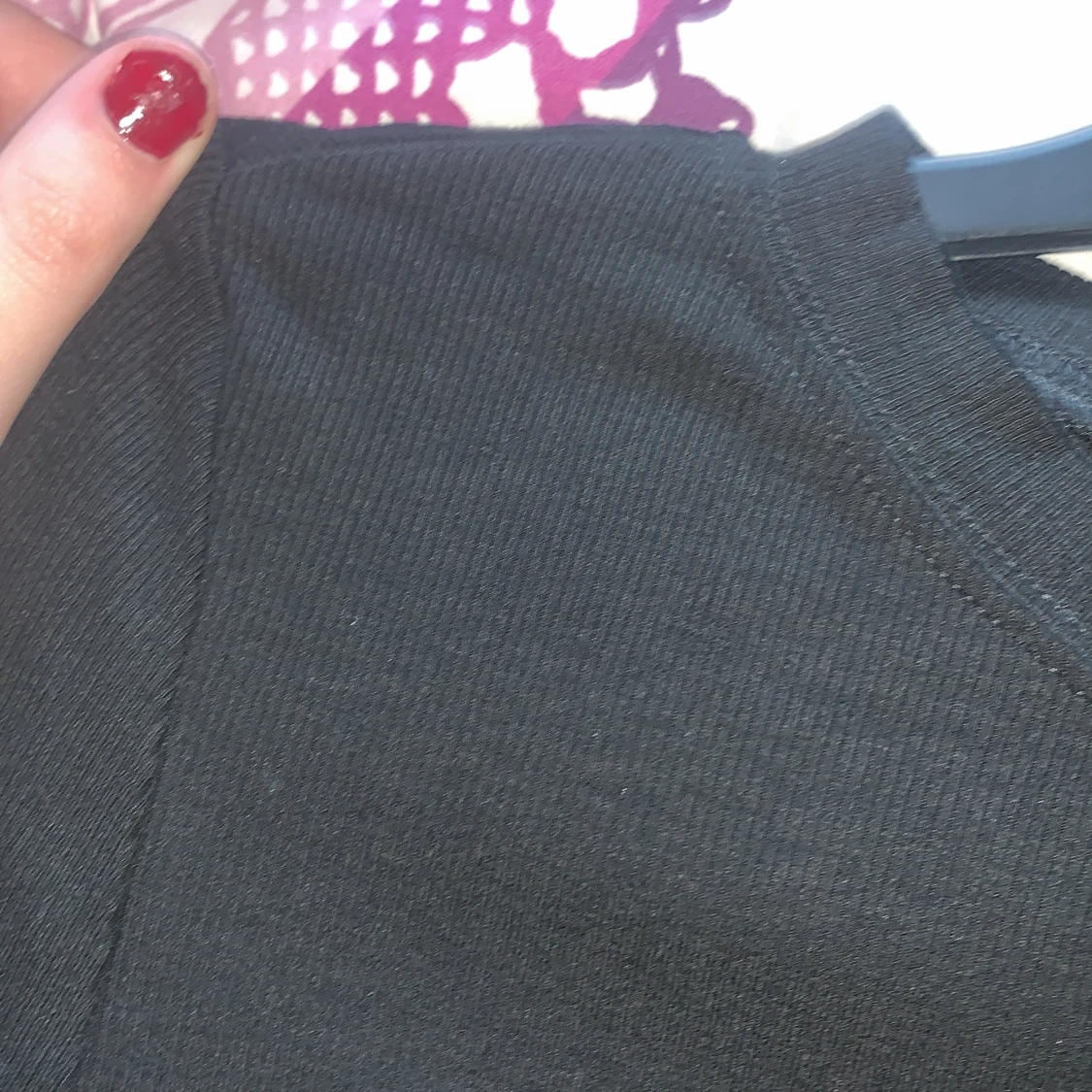 Svart långärmad topp från Shein - 4