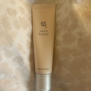 Eye serum  - Eye serum från beauty of joseon, jättebra!!❣️😙