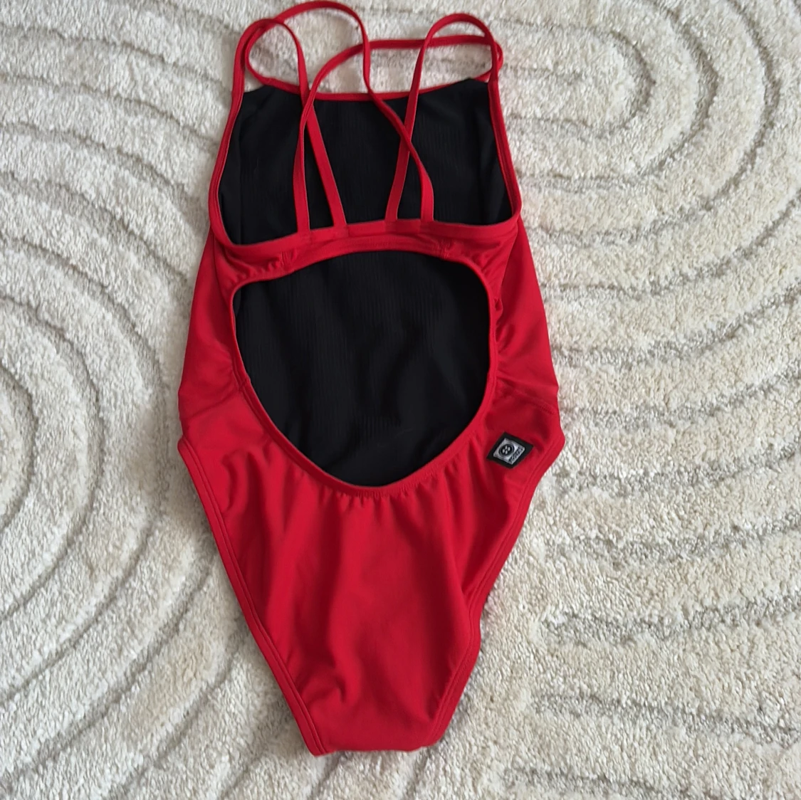 Röd baddräkt från Jolyn - 1