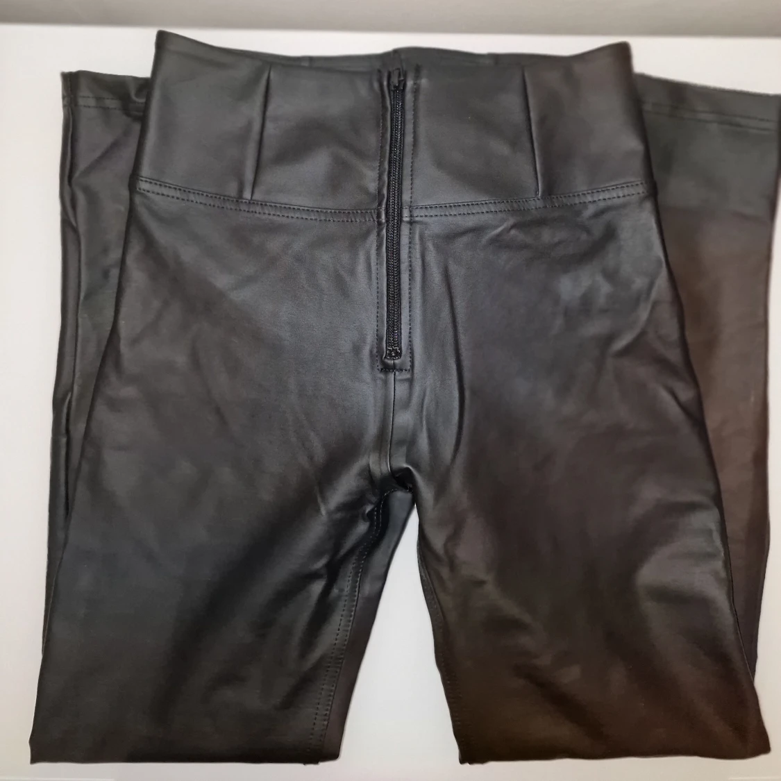 Skinnbyxor från Freddy - 3