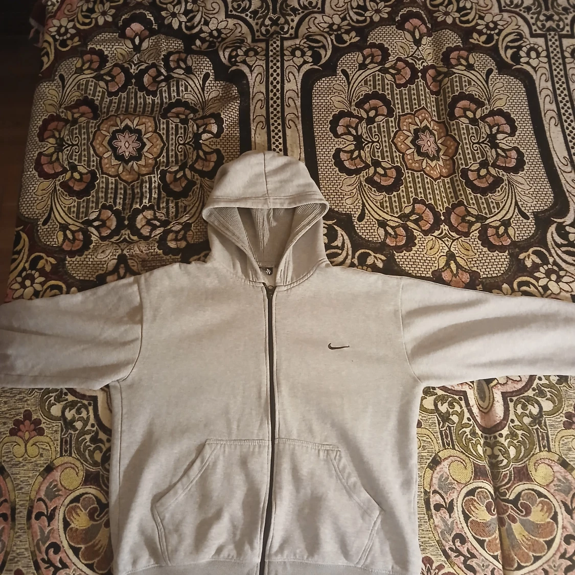 Grå hoodie från Nike tracksuit - 92