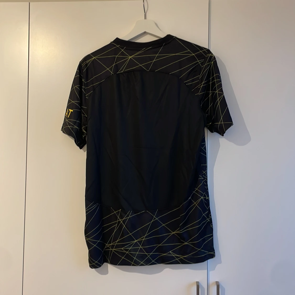 Svart fotbollströja från Jordan - 90