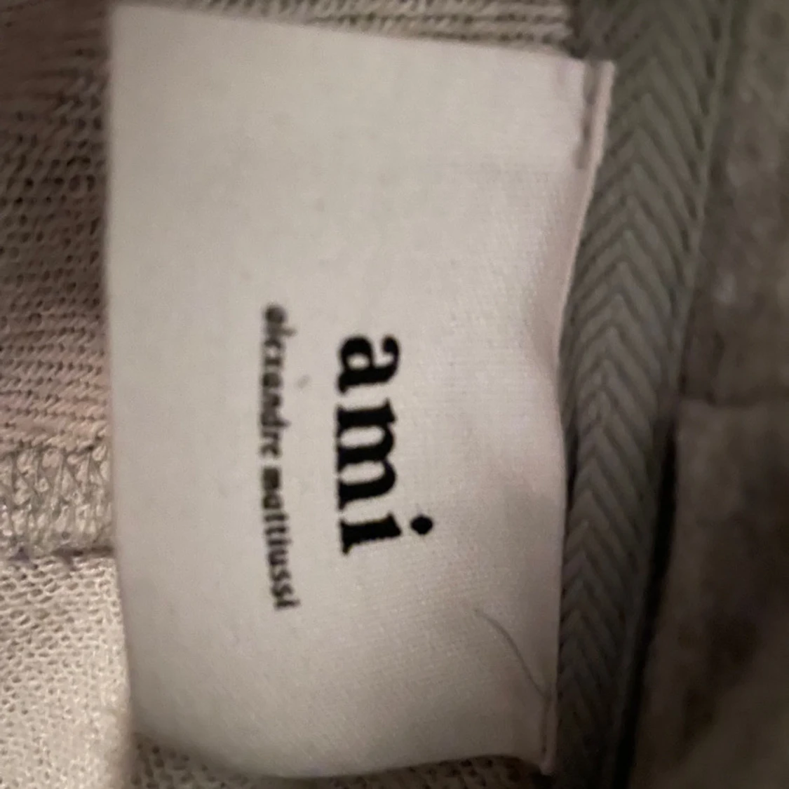 Grå hoodie från Ami paris  - 91