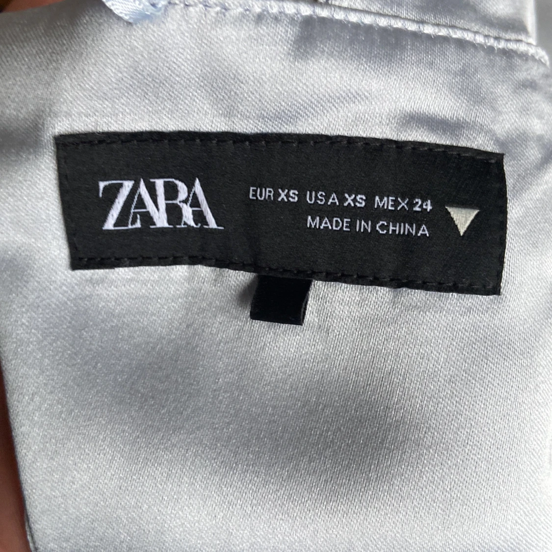 Snygg blå topp från Zara - 91