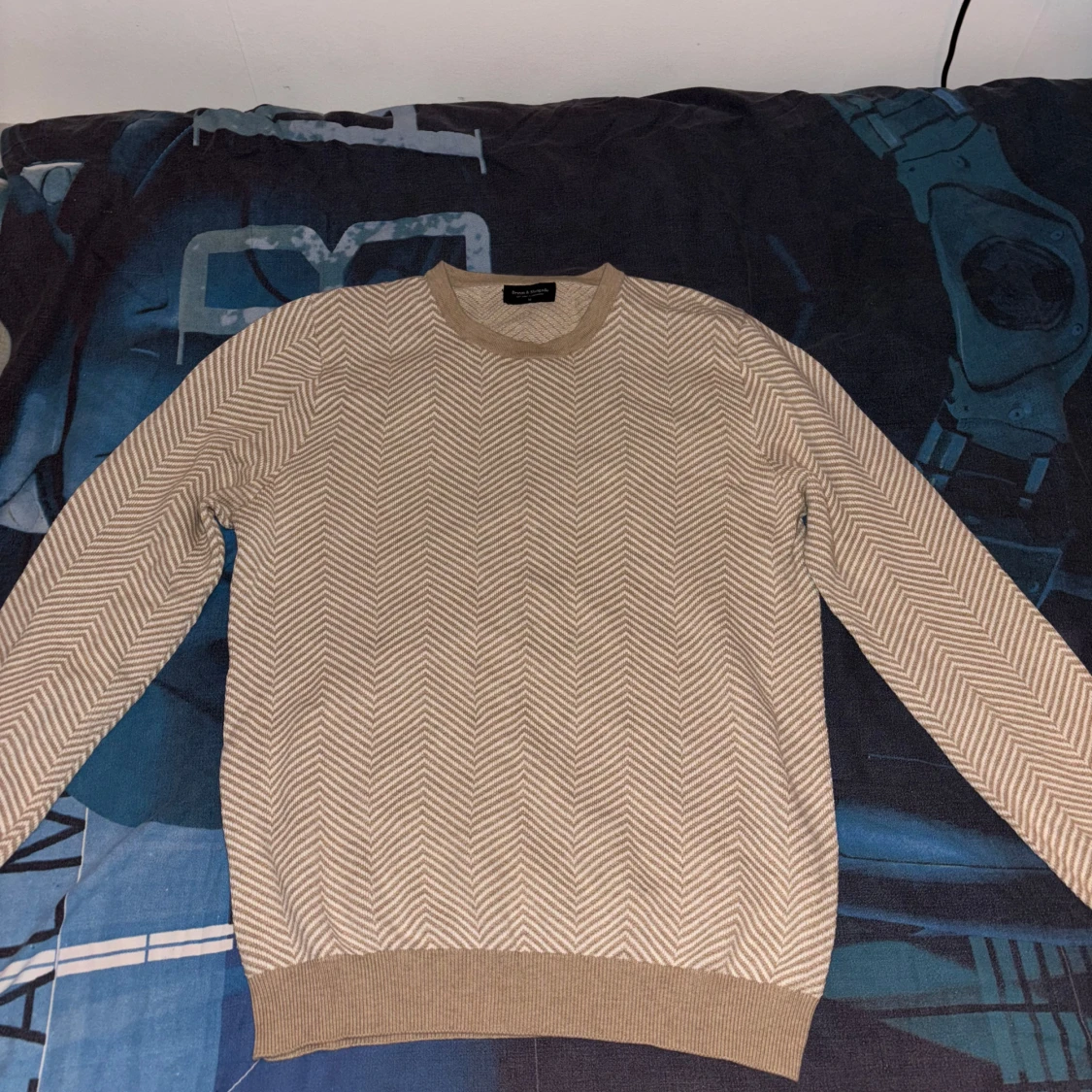 Beige mönstrad tröja från Bruun & Stengade