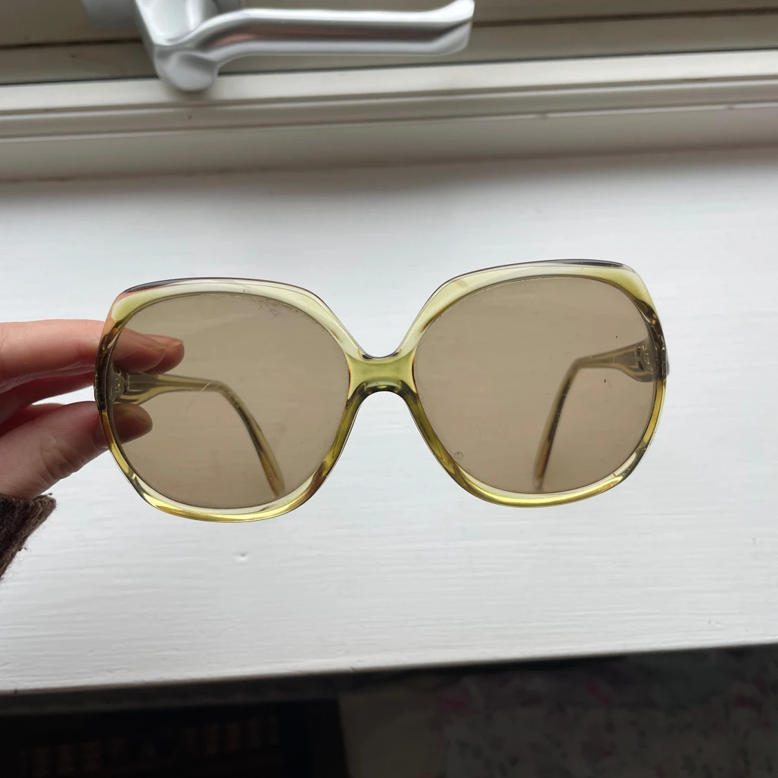 Olivgröna y2k solglasögon 