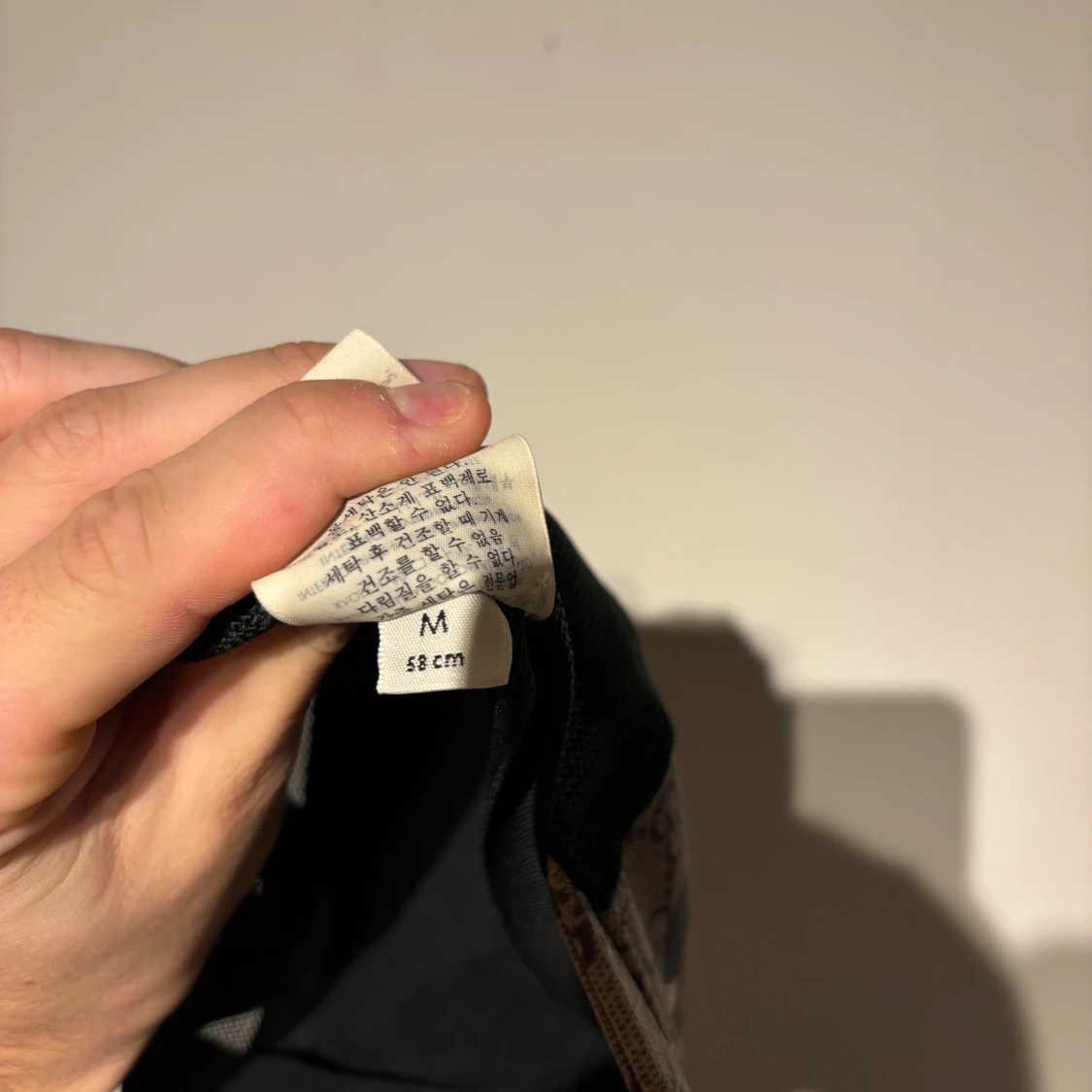 Gucci keps med ormmönster - 91