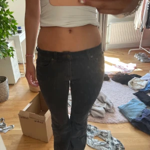 Jeans weekday - Skit snygga jeans från weekday. Aldrig använda. Köpta för 500. 