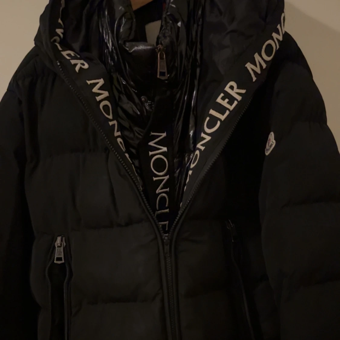 Säljer moncler jacka - 91
