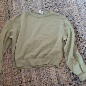 Crewneck - En jätte fin crewneck från hm😘🤗