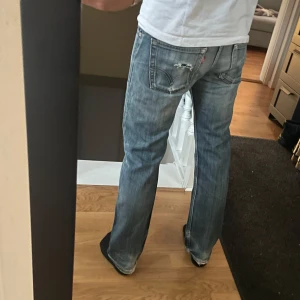 Levi's 506 jeans - Hej, säljer ett par riktigt feta Levis 506 i storlek 30/32. Eftertraktad modell och i gott skick.!🙌🙌