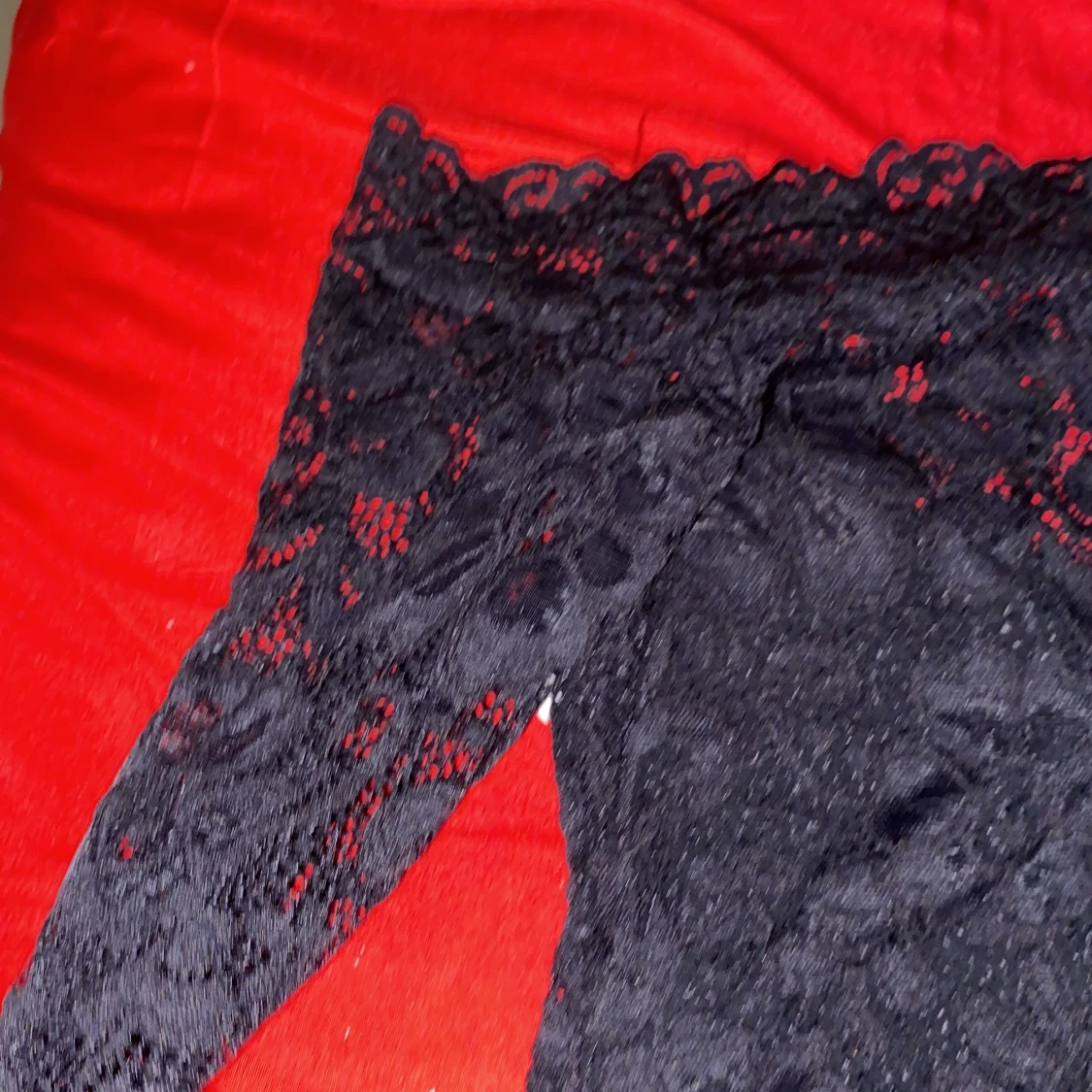 Svart spetsklänning från NLY One - 92