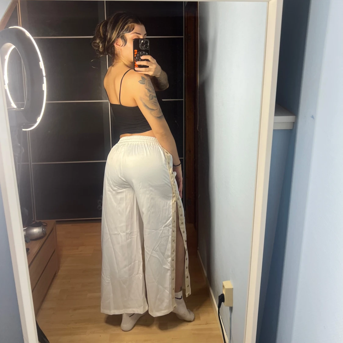 Vita byxor med knappar - 92