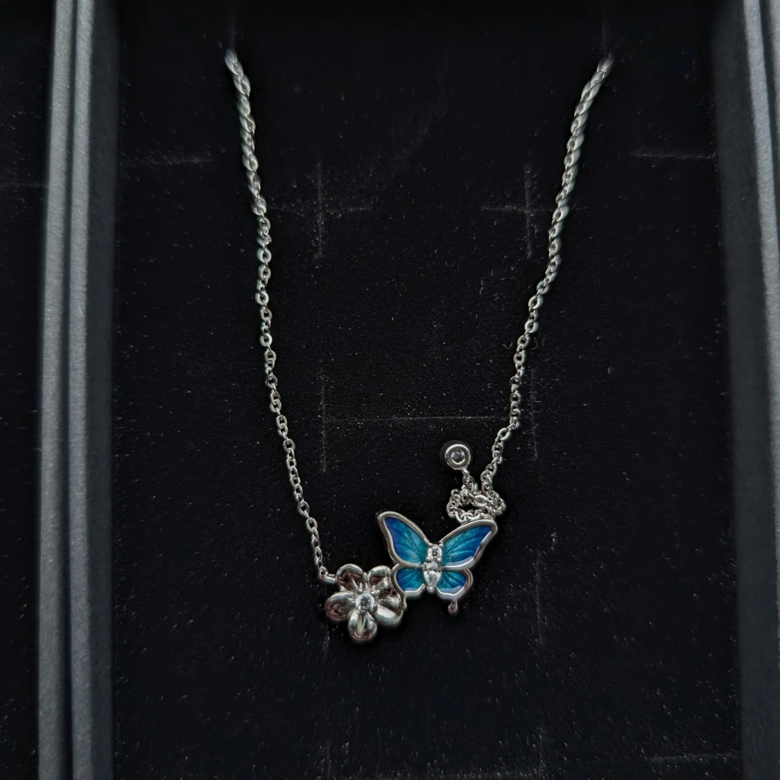 Örhängen, Ring, Halsband, Armband (fjäril set) - 91