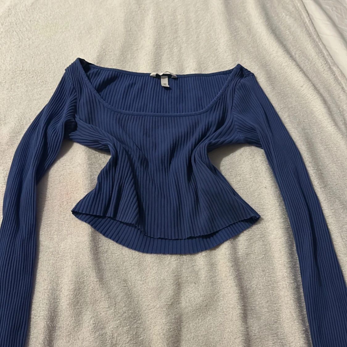 Blå ribbad topp från H&M