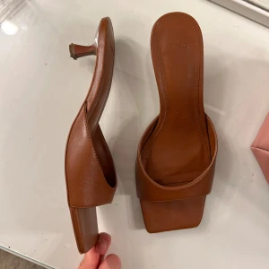Skor från mango  - Heels från mango. Använda endast en gång. Strl 36 