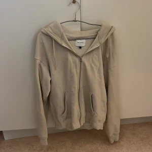 Vailent ZipUp - Storlek S Zipup från Vailent, köpt från Carlings Gott skick 