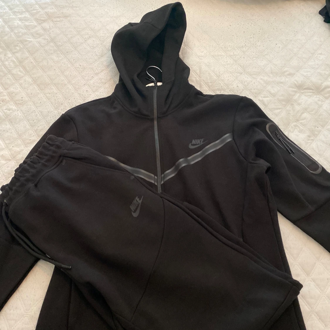 Nike - kofta och byxor 