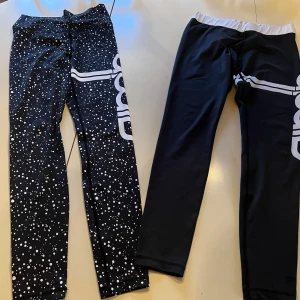 Aimn tights säljes. - Två par tights från märket Aimn.
