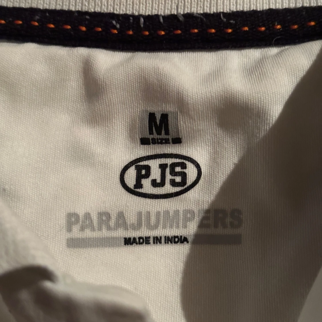 Vit pikétröja från Parajumpers🍾