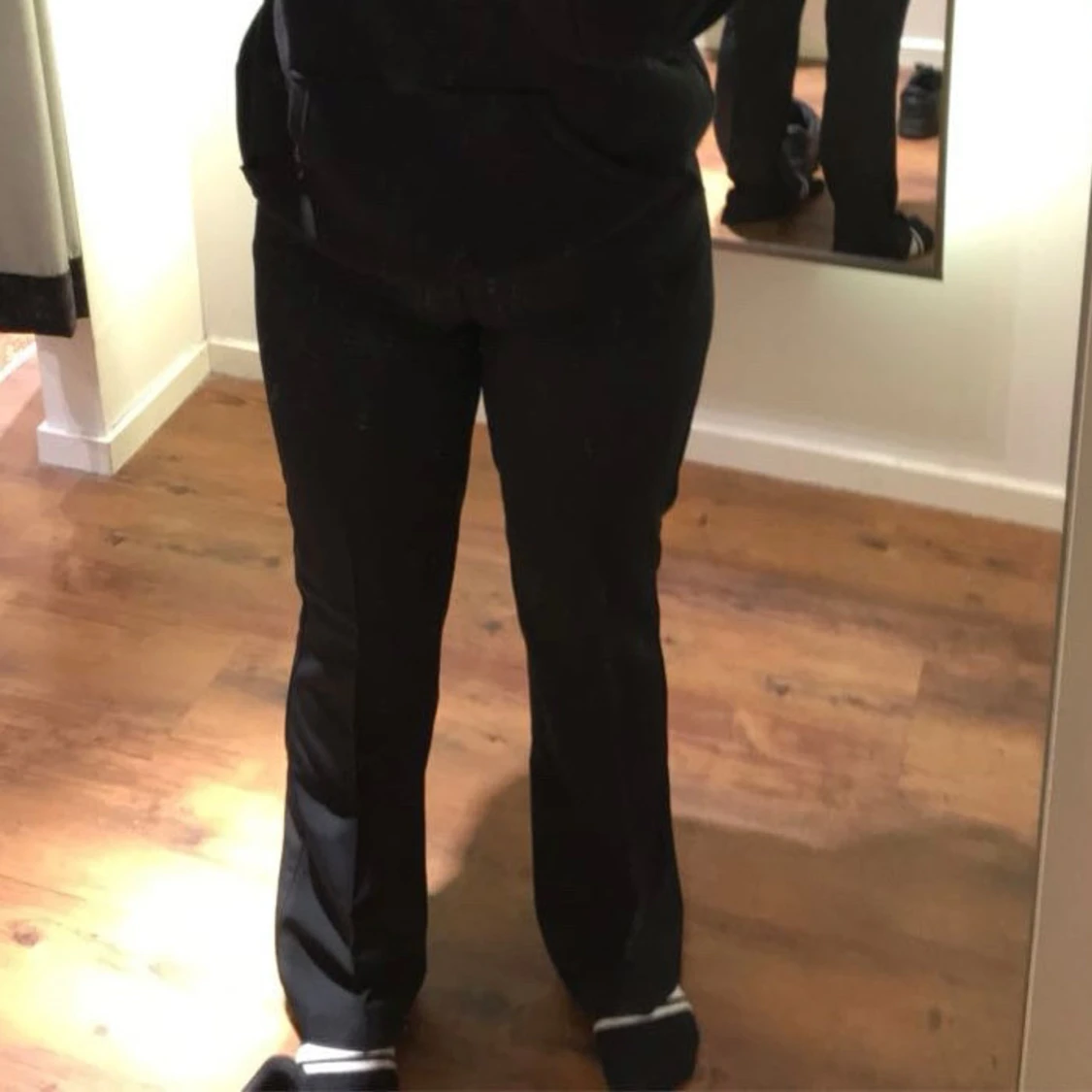 Svarta kostymbyxor - 1