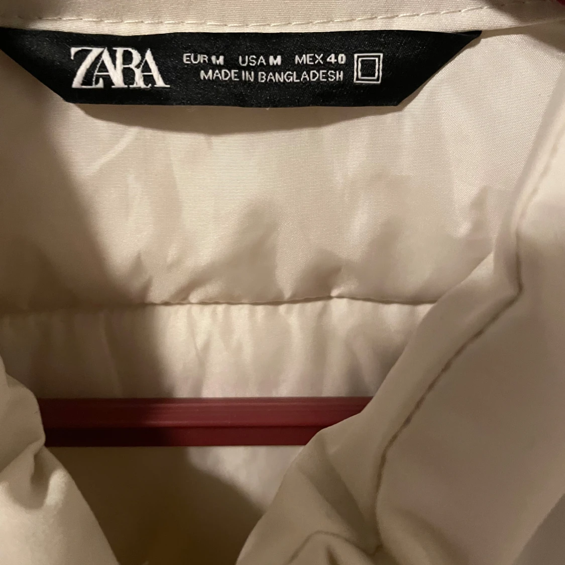 Beige quiltad jacka från Zara - 91