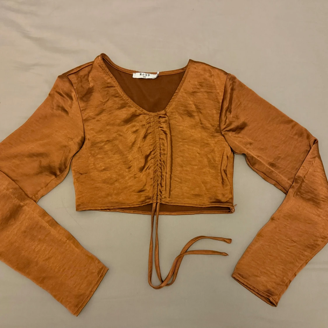 Brun croppad topp  - 90