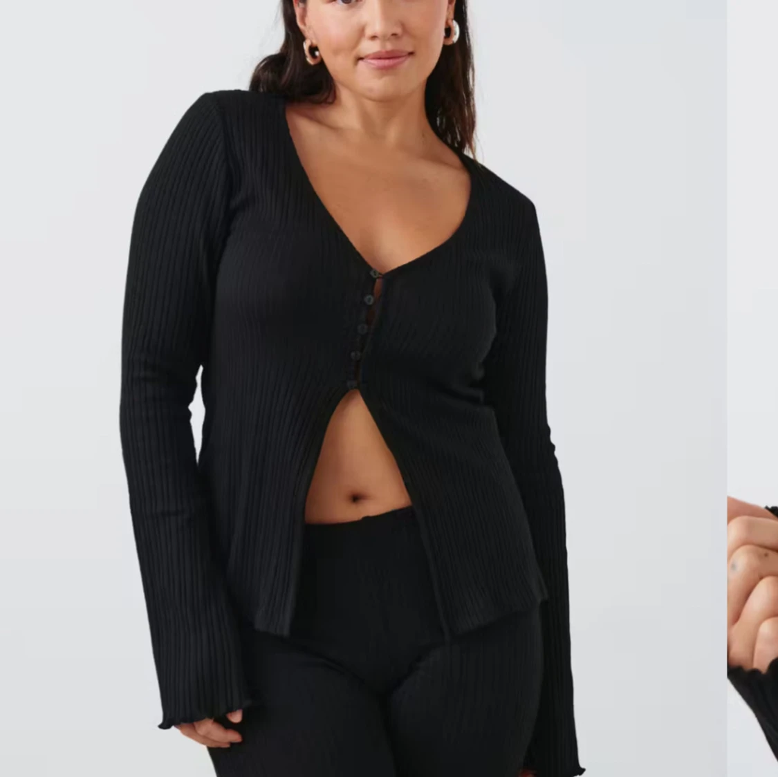 Svart ribbad tröja - 92