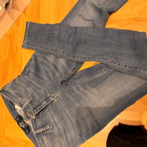 Blå jeans från Hollister - Snygga blå jeans från Hollister 