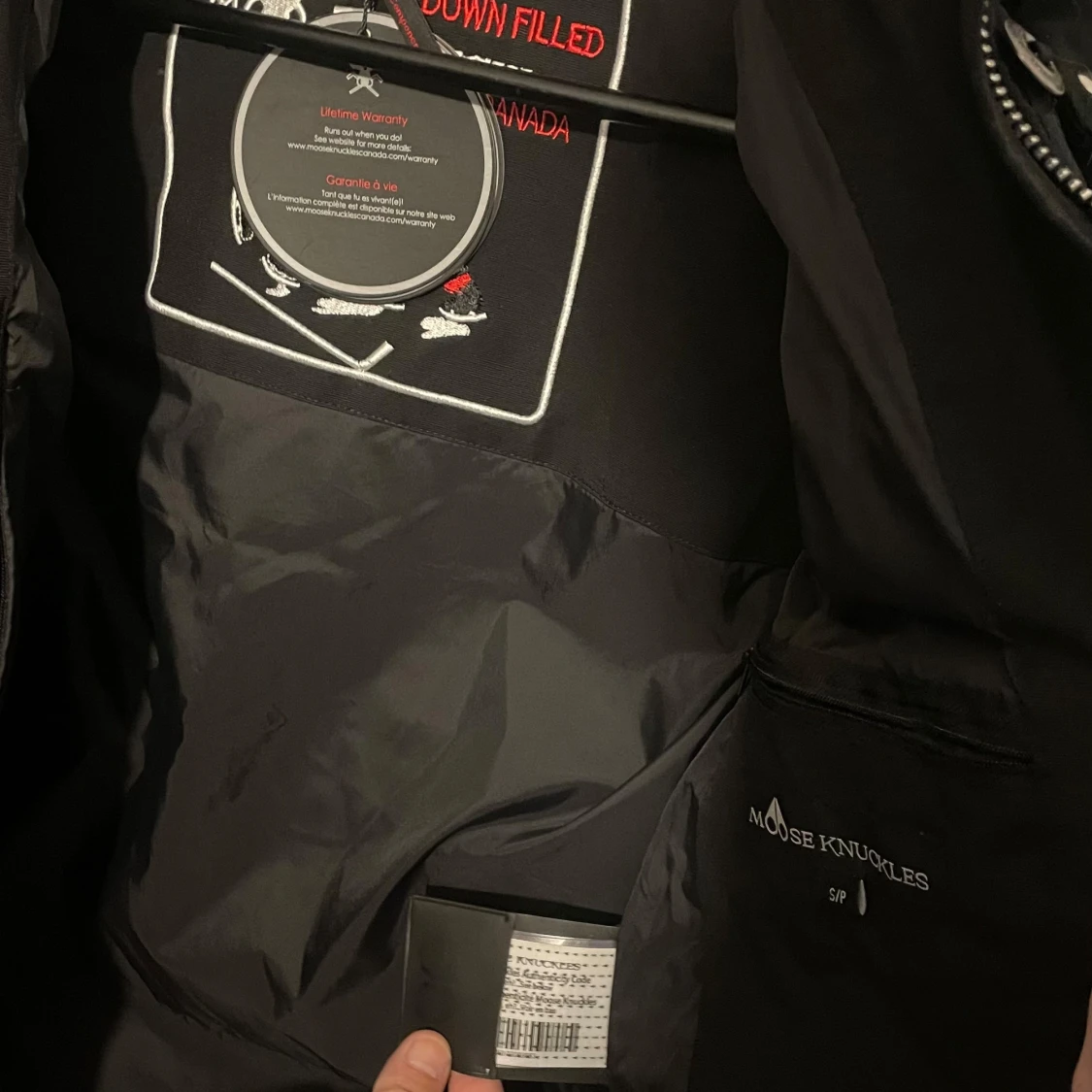 Svart dunjacka från Moose Knuckles - 91